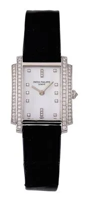 Patek Philippe Gondolo 4825 22mm White gold White