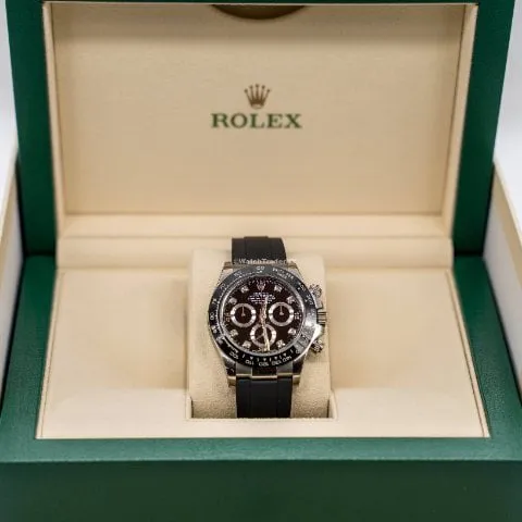 Rolex Daytona 116519LN 40mm White gold Black