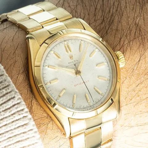 Rolex Oyster Perpetual 34 6285 34mm Yellow gold Silver
