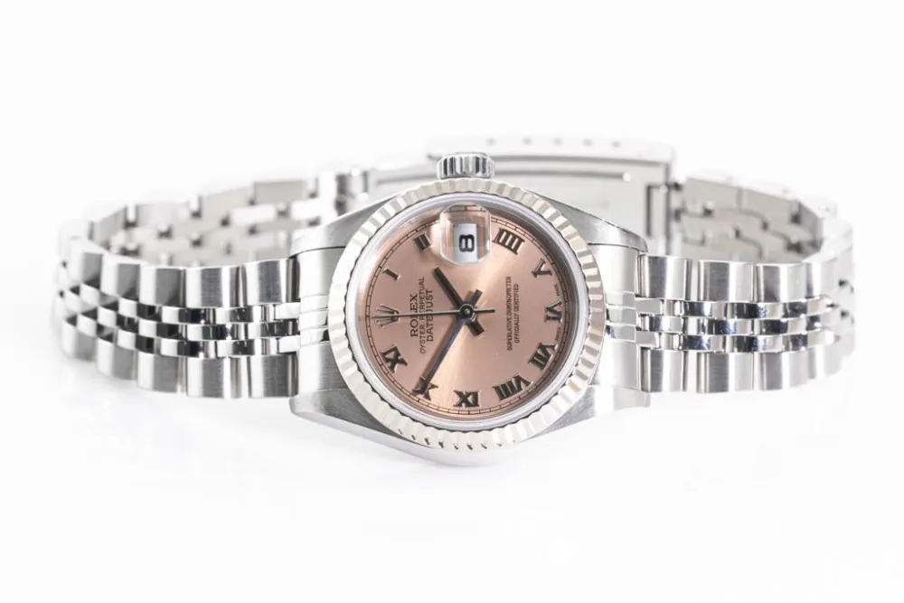 Rolex Lady-Datejust 79174 26mm Stainless steel Salmon