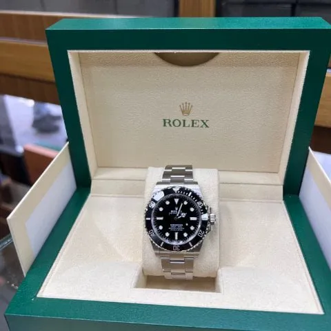 Rolex Submariner 124060 41mm Stainless steel Black