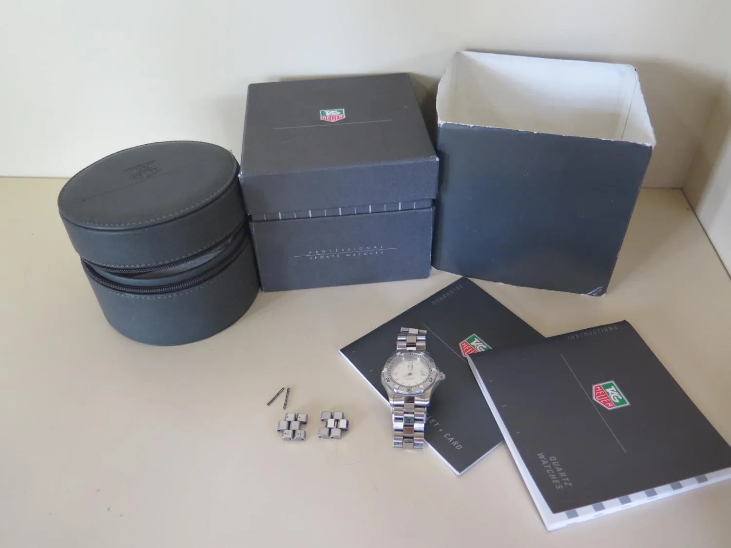 TAG Heuer Professional 31mm Stainless steel Silver