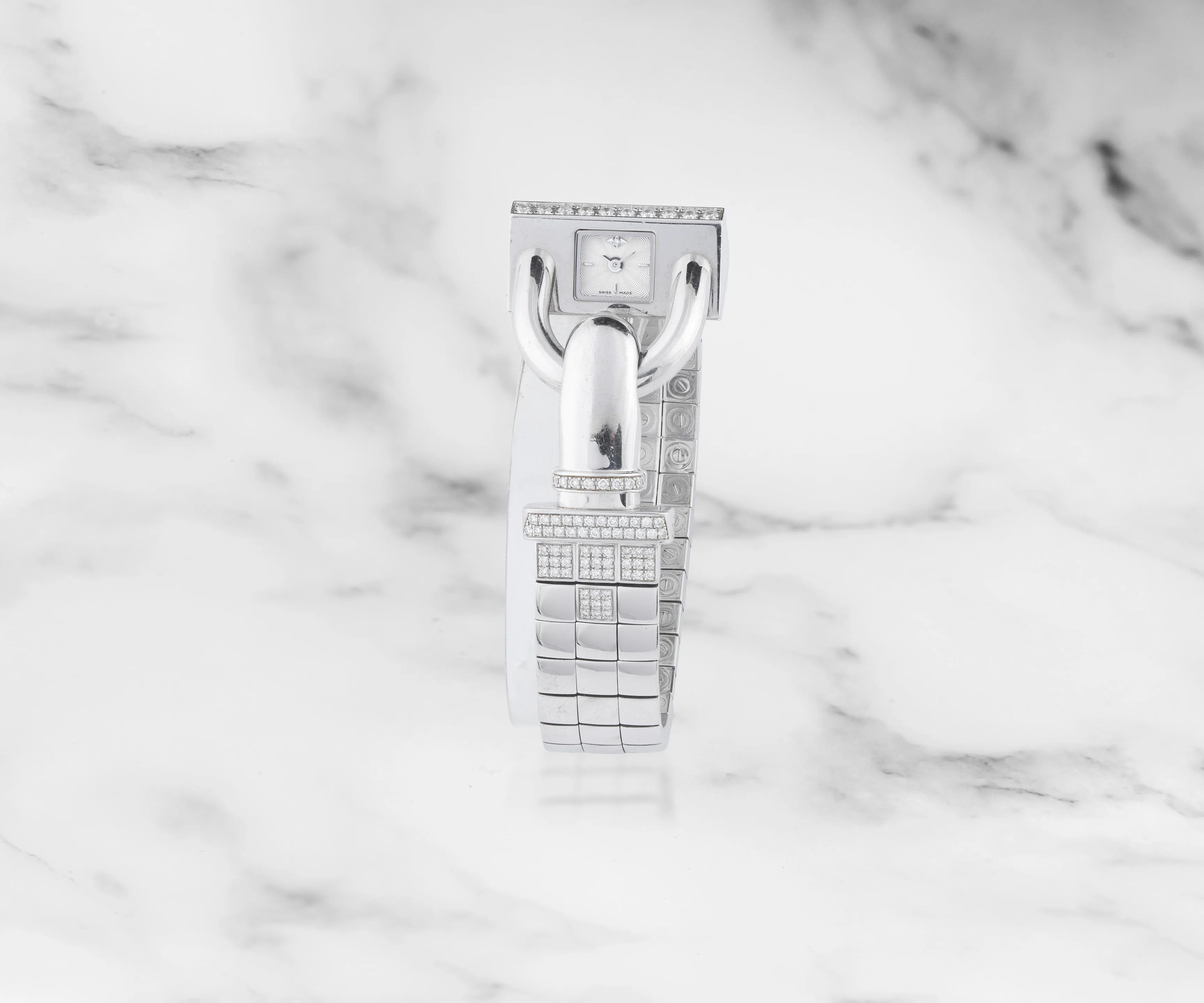 Van Cleef & Arpels Cadenas 24mm White gold Silver