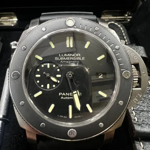 Panerai Submersible PAM 00389 47mm Titanium Black