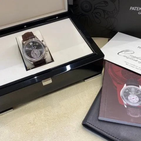 Patek Philippe Annual Calendar Chronograph 5960P-001 40.5mm Platinum Gray