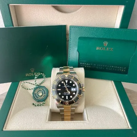 Rolex Sea-Dweller 126603 43mm Yellow gold and Stainless steel Black