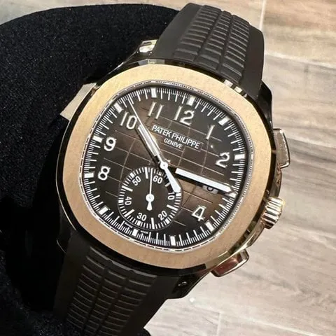 Patek Philippe Aquanaut 5968R-001 Rose gold Brown