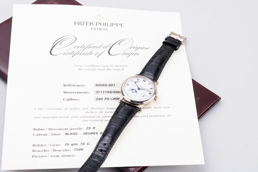 Patek Philippe Calatrava 5054G-001 36mm White gold White 3