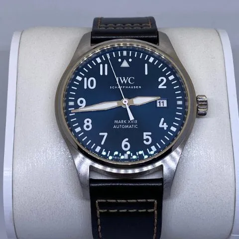 IWC Pilot IW327004 40mm Steel Blue