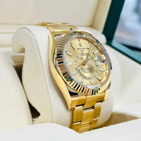 Rolex Sky-Dweller 326938 42mm Yellow gold Gold