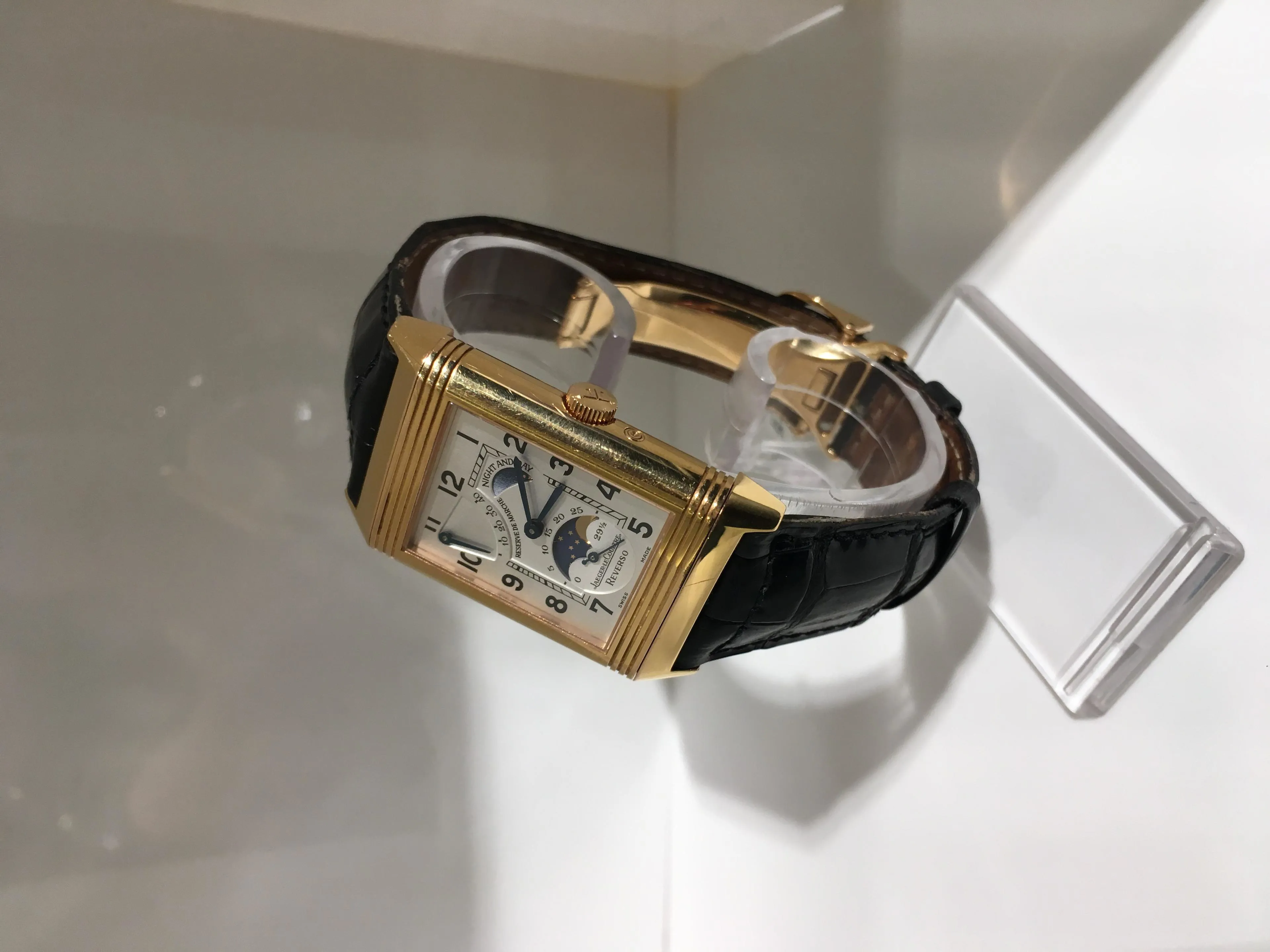 Jaeger-LeCoultre Reverso 270.2.63 26mm Yellow gold Silver 4