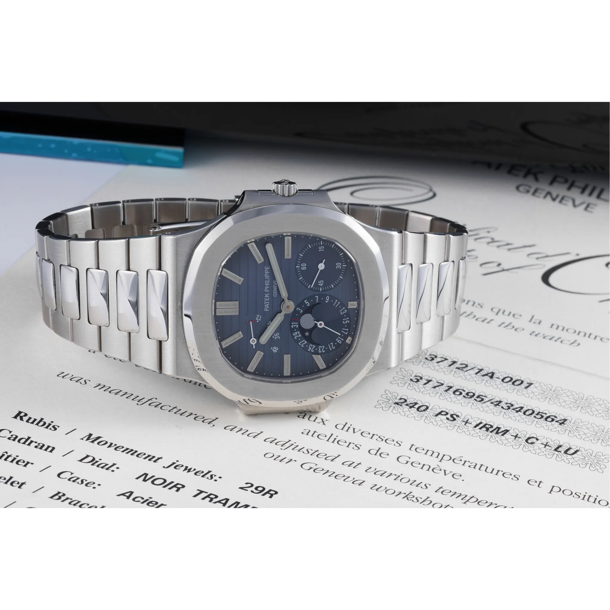 Patek Philippe Nautilus 3712/1A-001 42mm Stainless steel Blue 3