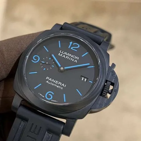 Panerai Luminor GMT Automatic PAM 01661 44mm Carbon fiber Black