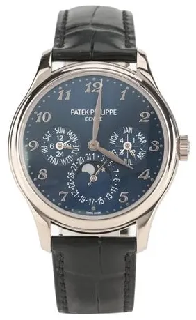 Patek Philippe Perpetual Calendar 5327G-001 39mm White gold Blue