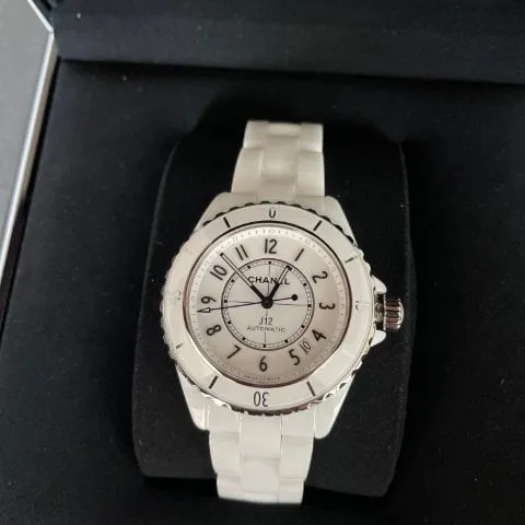 Chanel J12 H5700 38mm White ceramic White