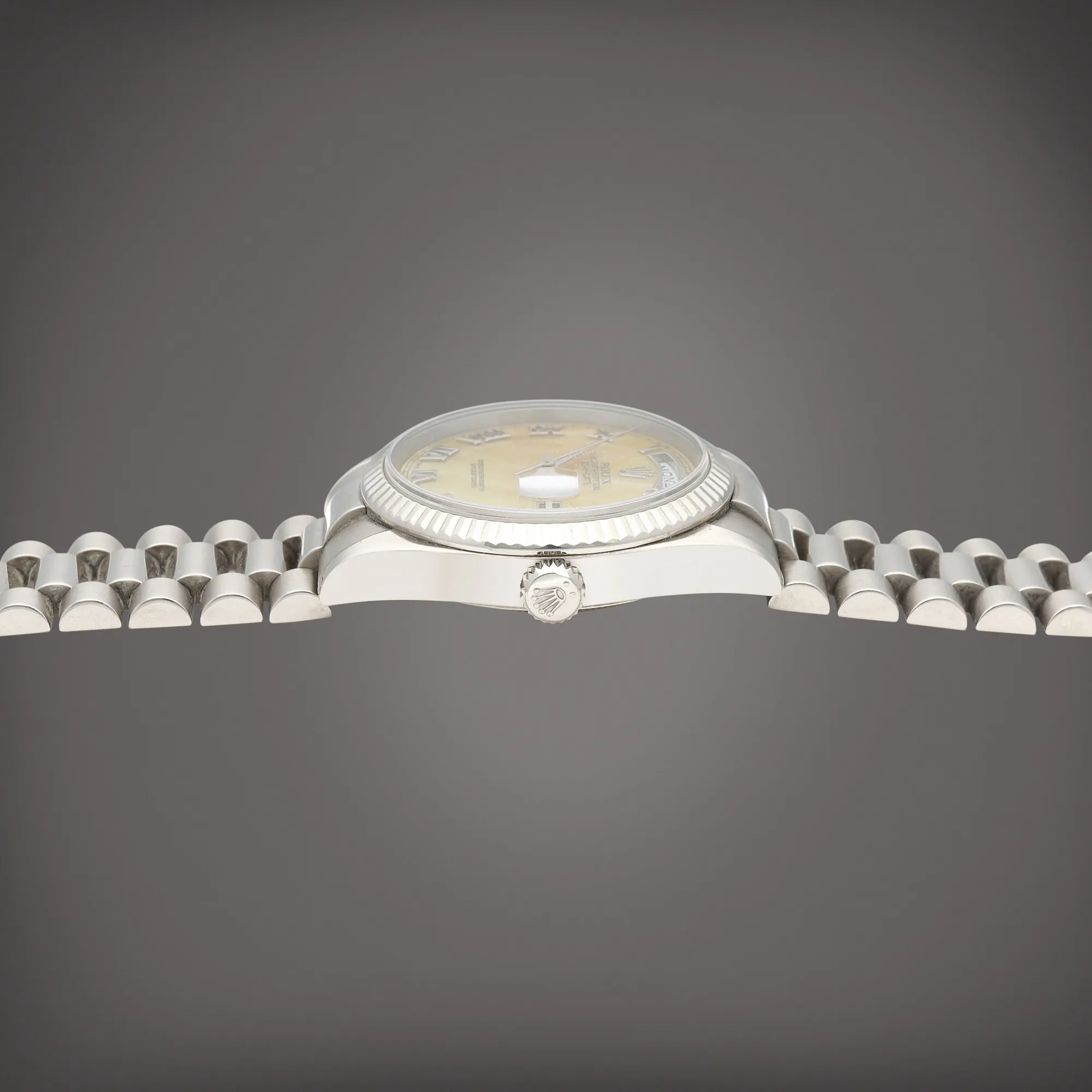 Rolex Day-Date 36 118239 36mm White gold Mother-of-pearl 2