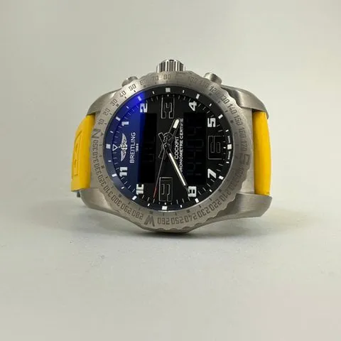 Breitling Cockpit B50 VB5010221B1S1 46mm Titanium Black