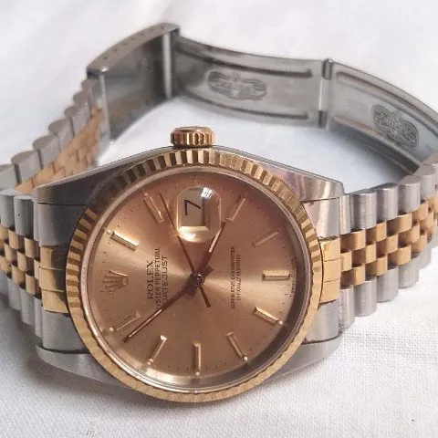 Rolex Datejust 36 16233 36mm Yellow gold and Stainless steel Champagne