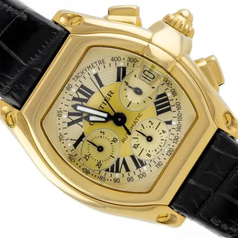 Cartier Roadster 2619 48mm Yellow gold Champagne