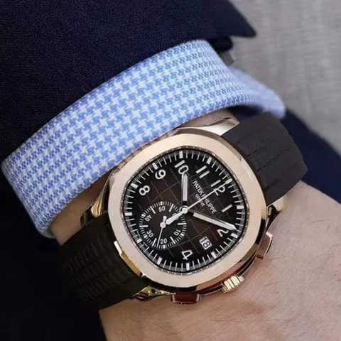 Patek Philippe Aquanaut 5968R-001 42mm Rose gold Brown