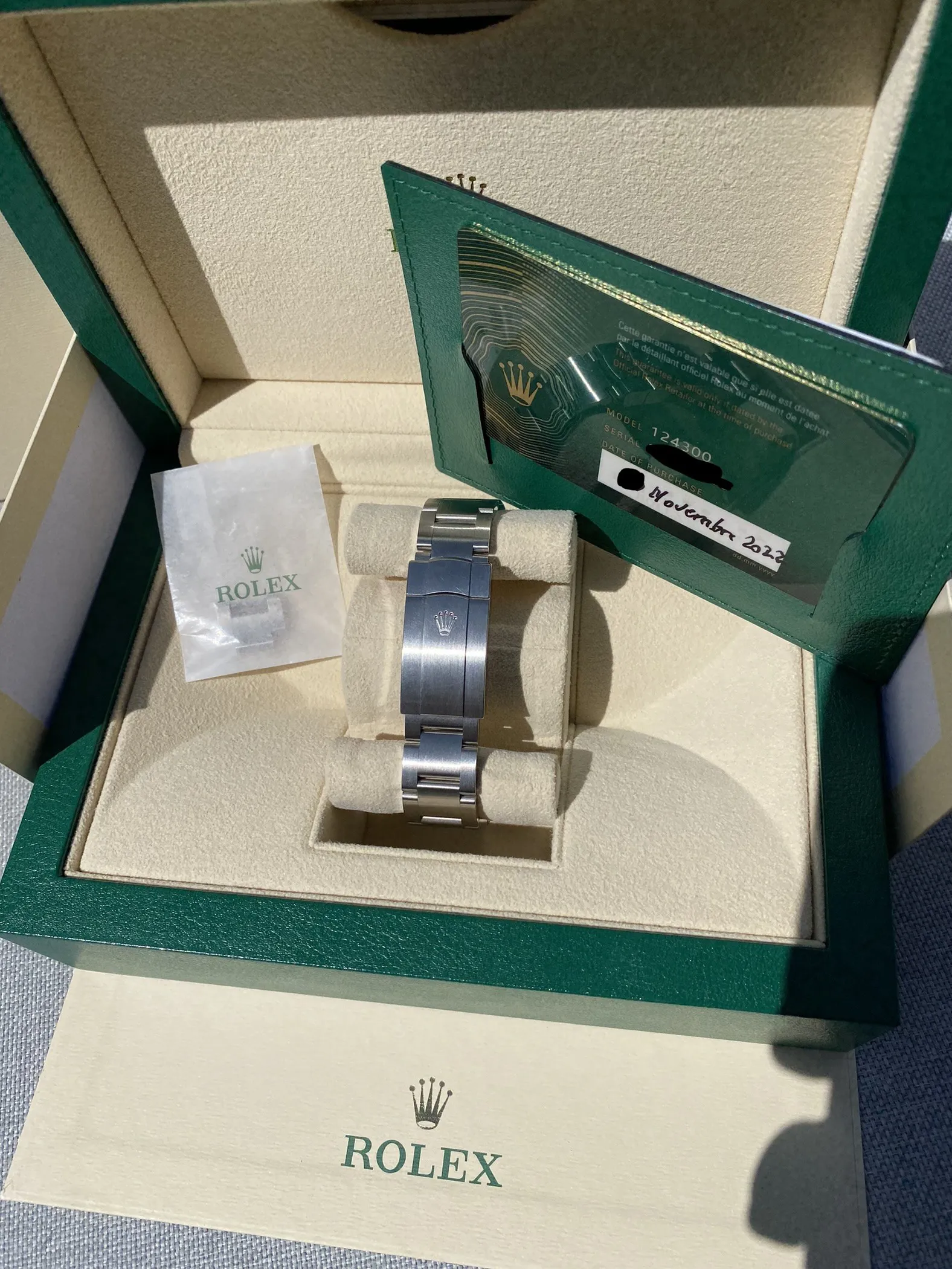 Rolex Oyster Perpetual 41 124300 41mm Stainless steel Blue 3