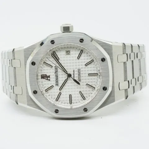 Audemars Piguet Royal Oak 15300ST.OO.1220ST.01 39mm Stainless steel Silver