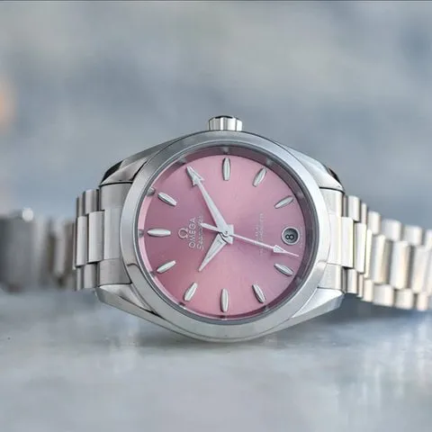 Omega Aqua Terra 220.10.34.20.10.003 34mm Stainless steel Pink