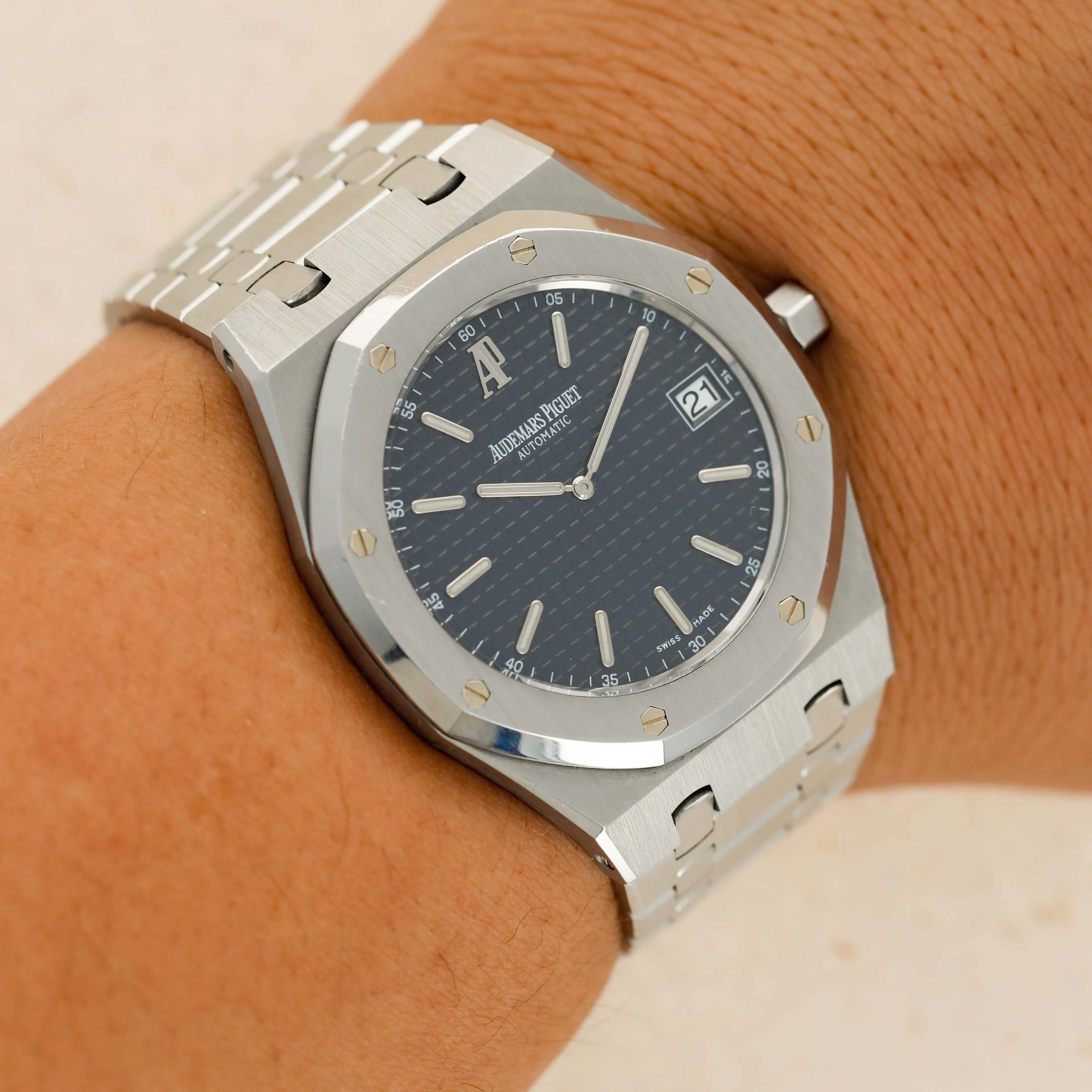 Audemars Piguet Royal Oak 15202ST 39mm Stainless steel Blue 12