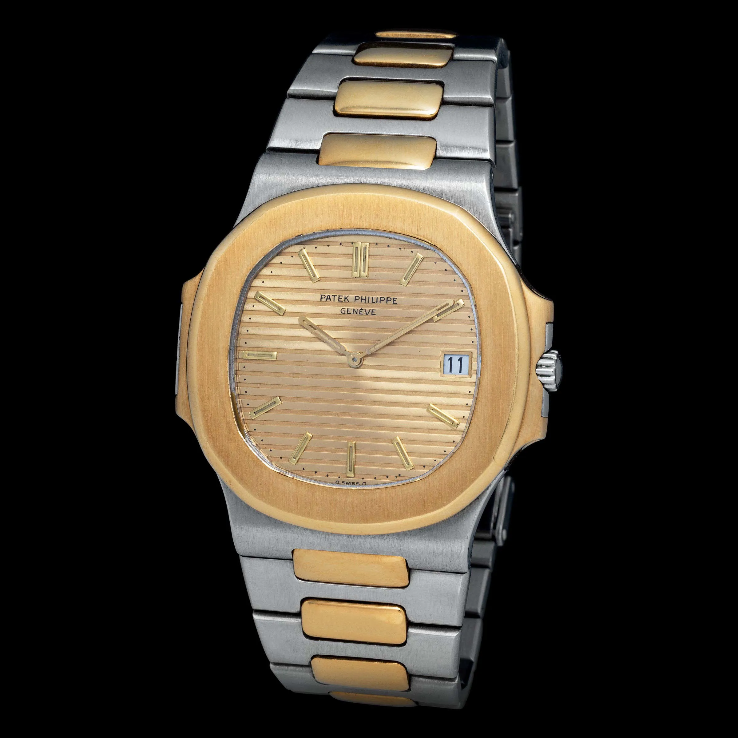 Patek Philippe Nautilus 3700/1 42mm Yellow gold and Stainless steel Champagne