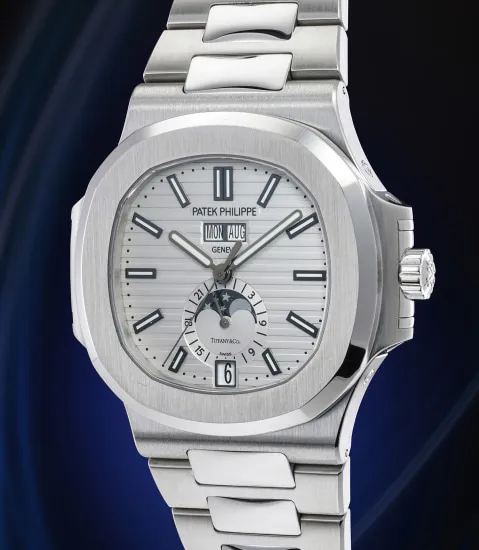 Patek Philippe Nautilus 5726/1A-010 42mm Stainless steel White