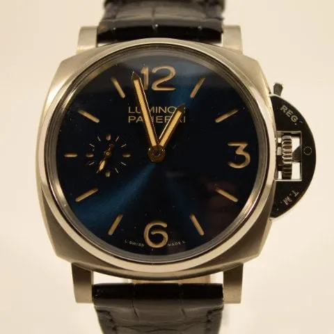 Panerai Luminor Due PAM 00728 42mm Titanium Blue