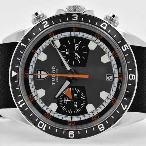 Tudor Heritage Chrono 70330N 40mm Steel Black