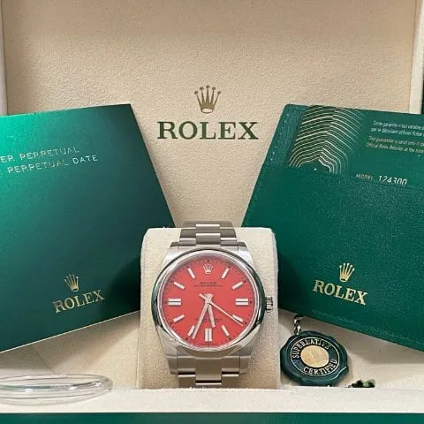 Rolex Oyster Perpetual 41 124300 41mm Stainless steel Red