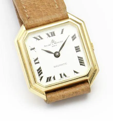 Baume & Mercier Baumatic 23mm Yellow gold White