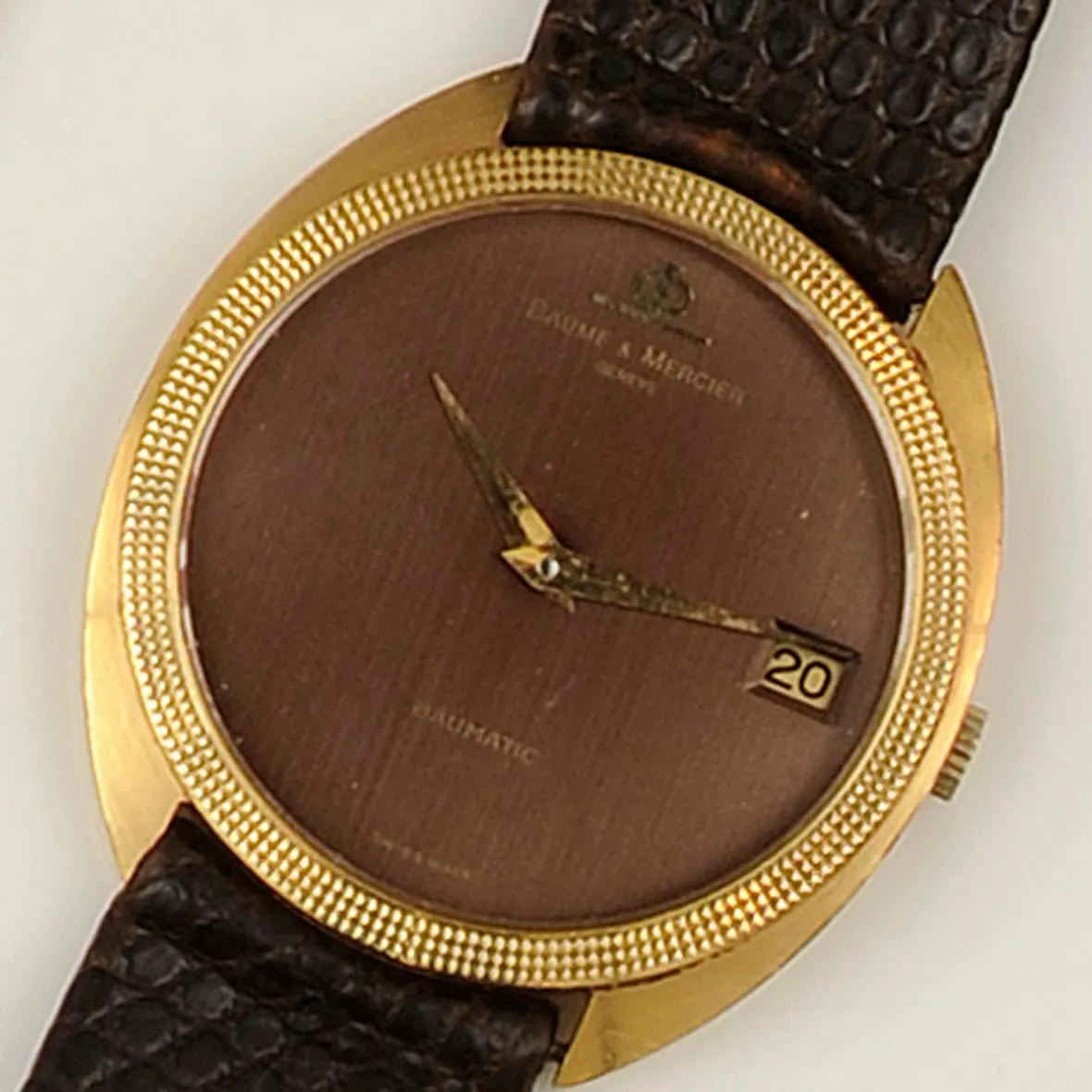 Baume & Mercier Yellow gold Brown