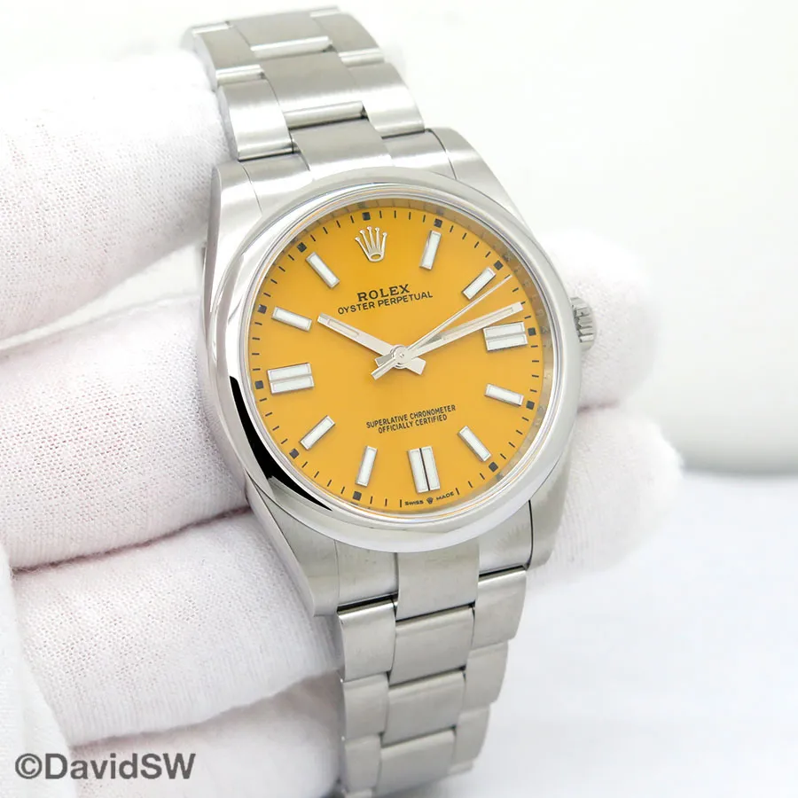 Rolex Oyster Perpetual 41 124300 41mm Stainless steel Yellow