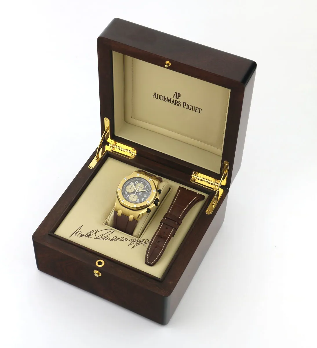 Audemars Piguet Royal Oak Offshore 26007BA.OO 42mm Yellow gold 8