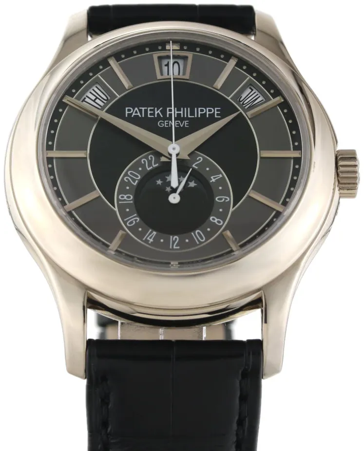 Patek Philippe Annual Calendar 5205 40mm White gold