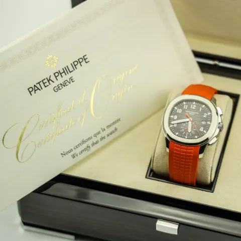 Patek Philippe Aquanaut 5968A-001 42mm Stainless steel Black