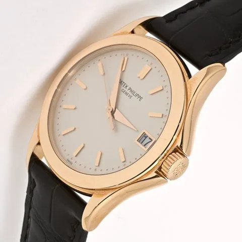 Patek Philippe Calatrava 5107R-001 Rose gold