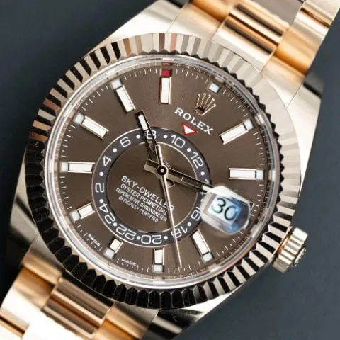 Rolex Sky-Dweller 326935 42mm Rose gold Bronze