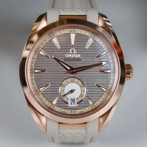 Omega Aqua Terra 220.52.41.21.02.001 41mm Rose gold Silver