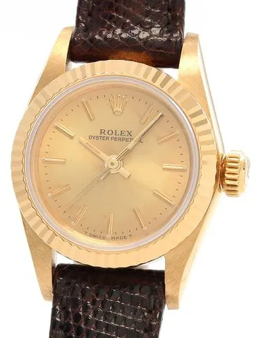 Rolex Oyster Perpetual 26 67198 Yellow gold