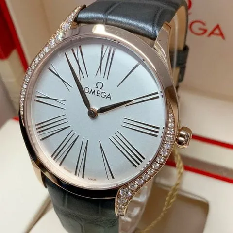 Omega De Ville 428.58.36.60.02.001 36mm Rose gold Silver