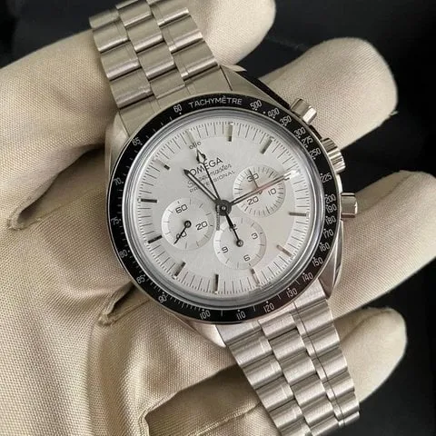 Omega Speedmaster Moon watch 310.60.42.50.02.001 42mm White gold Silver