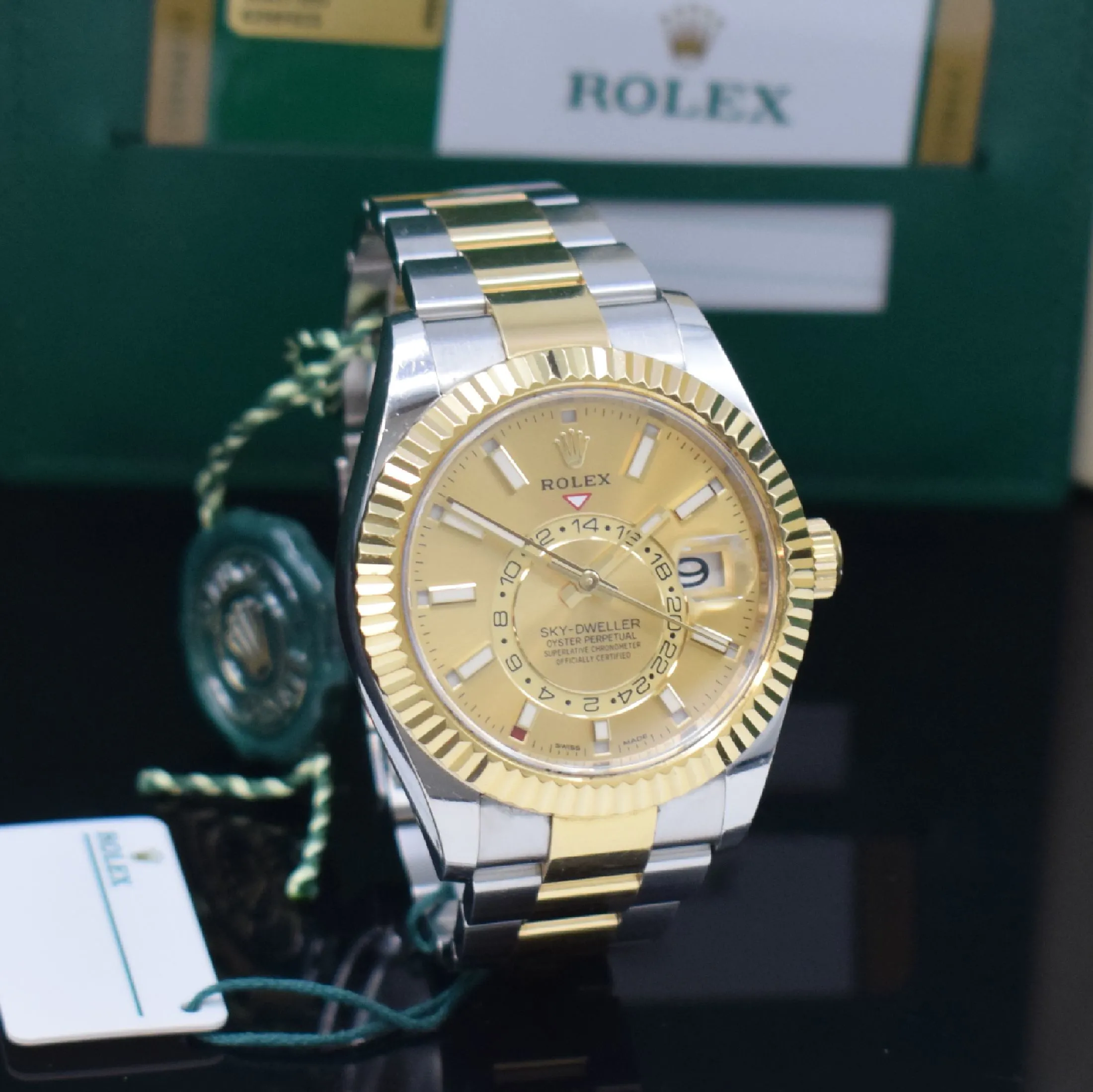 Rolex Sky-Dweller 326933 42mm Stainless steel and yellow gold Champagne 3