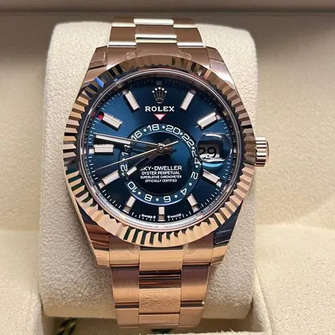 Rolex Sky-Dweller 336935 42mm Rose gold Blue