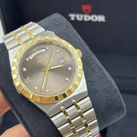 Tudor Royal M28603-0008 Yellow gold and Stainless steel Bronze