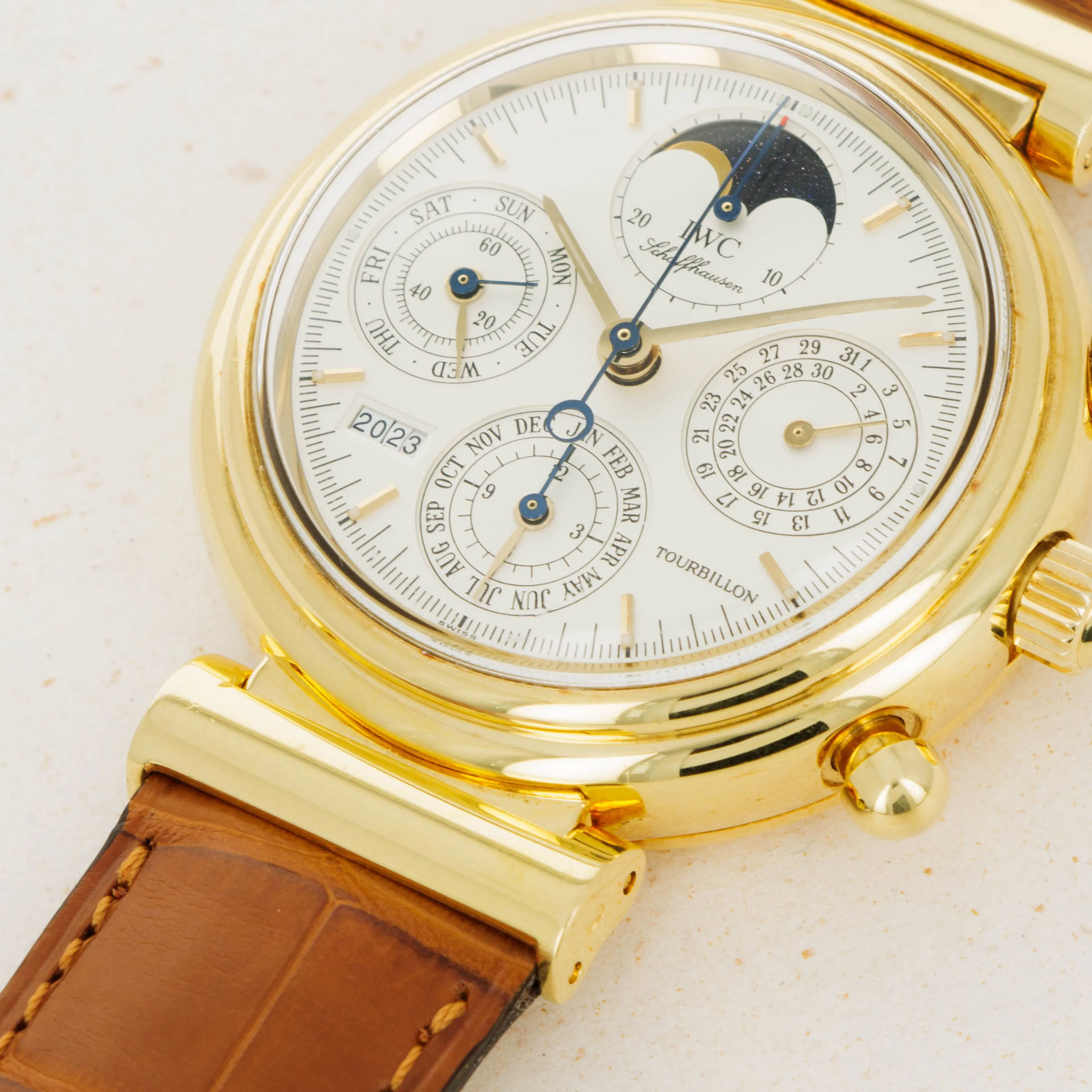 IWC Da Vinci IW3752-03 39mm Yellow gold White 2