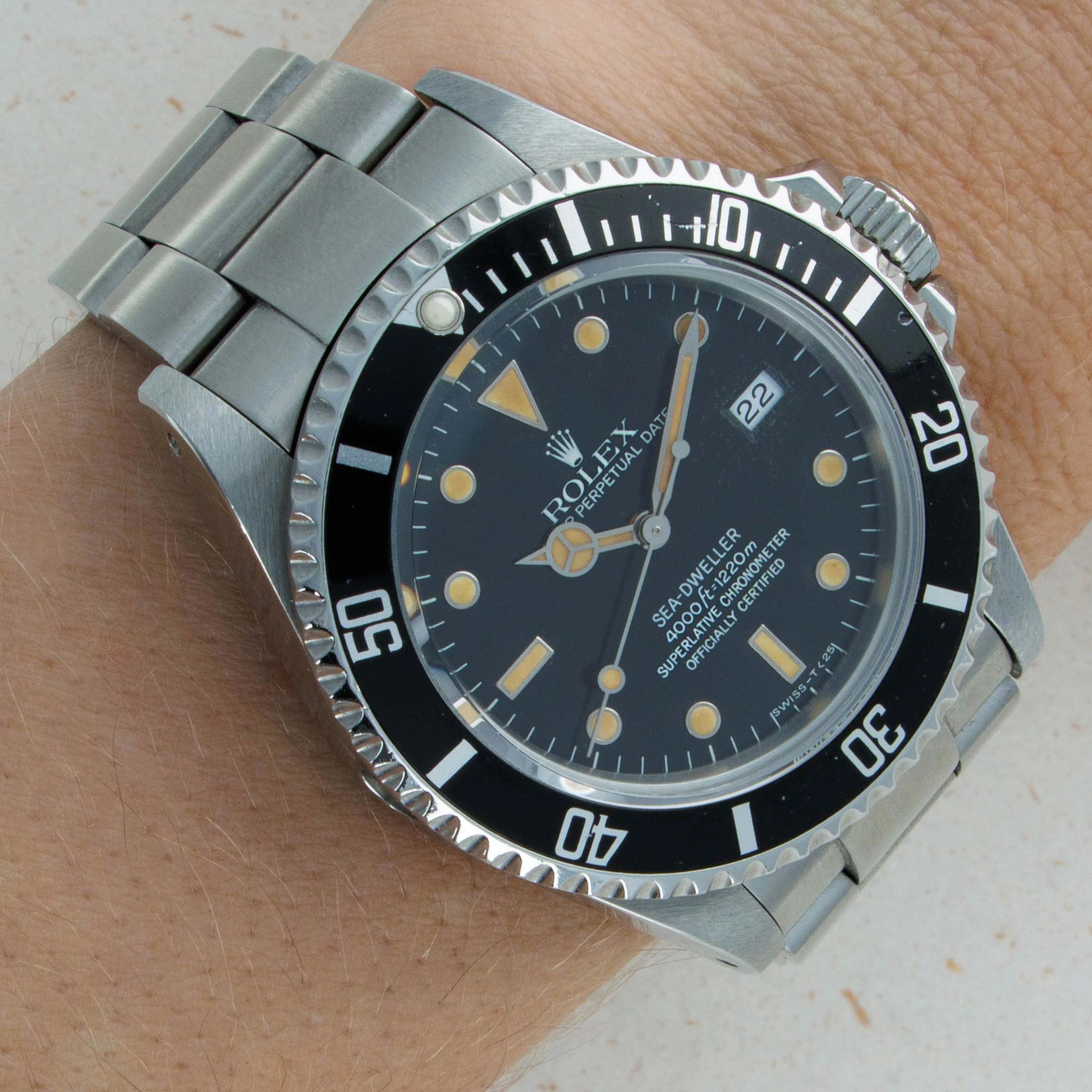 Rolex Sea-Dweller 16660 40mm Stainless steel Black 16